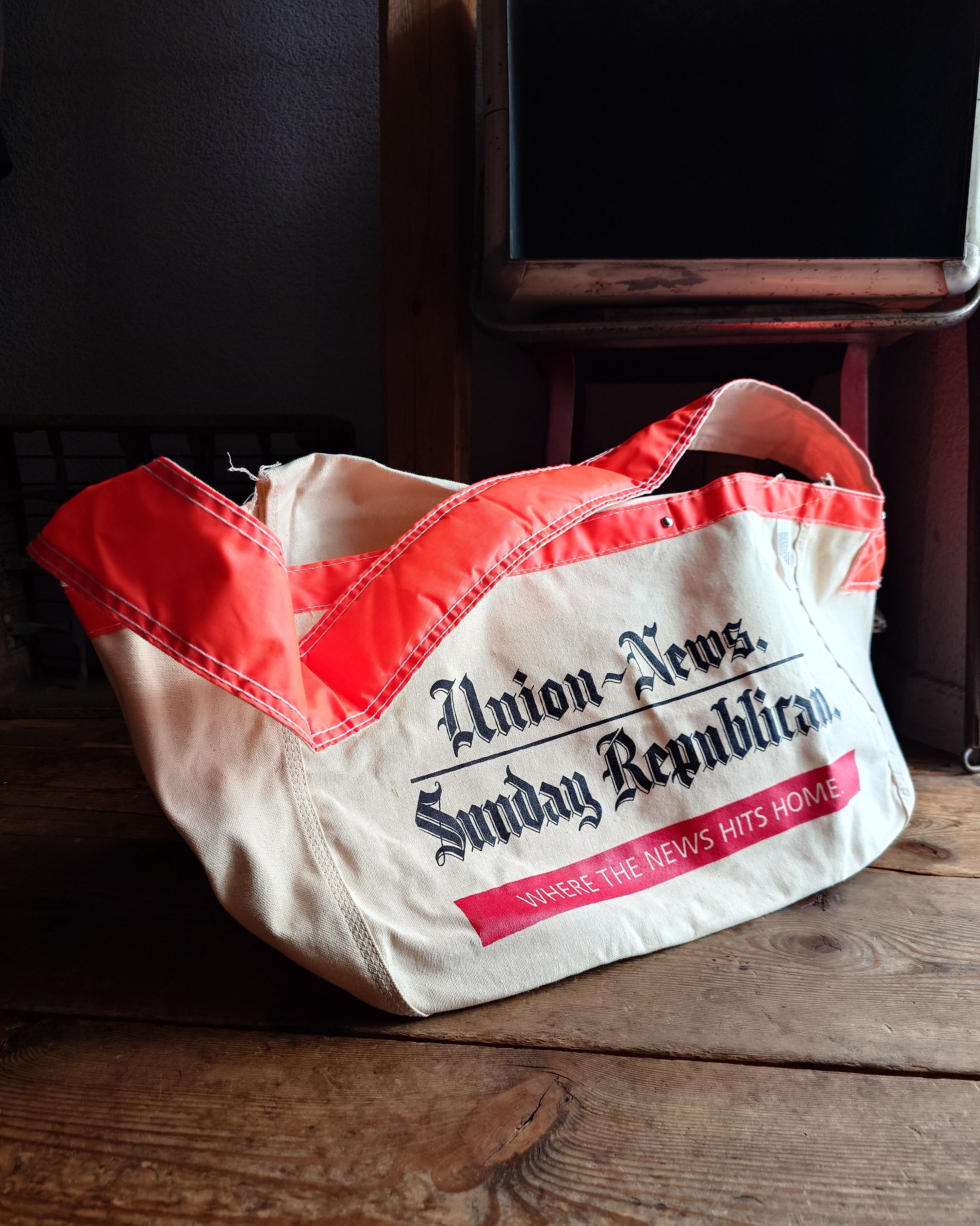 ニュースペーパーバッグ 未使用品 デッドストック 80~90s 古着 ビンテージ Newspaper Bag | Dron-pa -古着屋-  powered by BASE