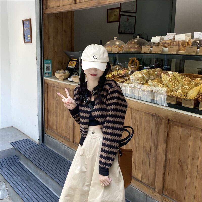 ショートストライプセーター ジャケット スプリングオータムスタイルスタンダードニットカーディガン レトロ 春物 秋物 スーパーモール22972166234