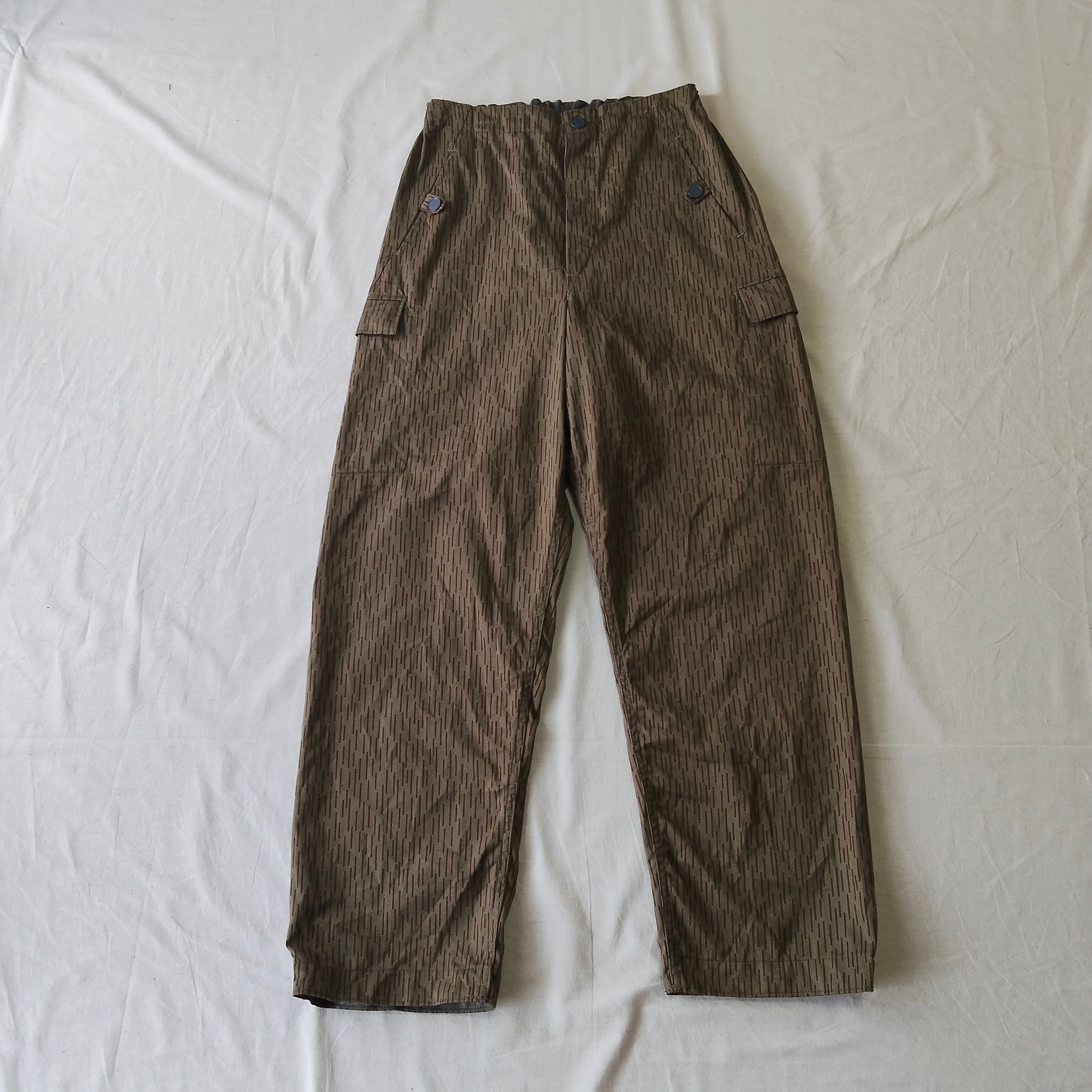 古着 東ドイツ軍 カーゴパンツ フィールドパンツ レインドロップカモ