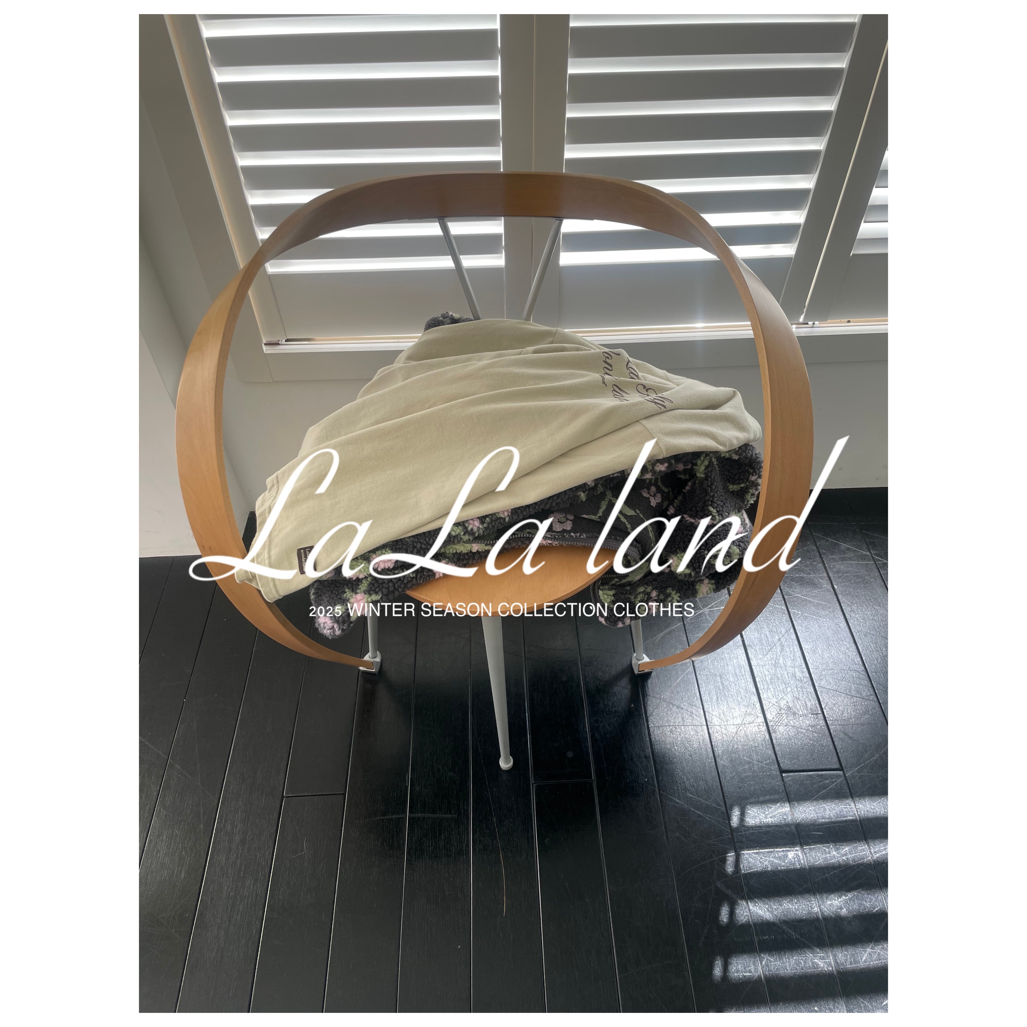 【予約】Mom Lala Family Tee (adult)