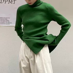 スリットタイトタートルネックニット　A0887