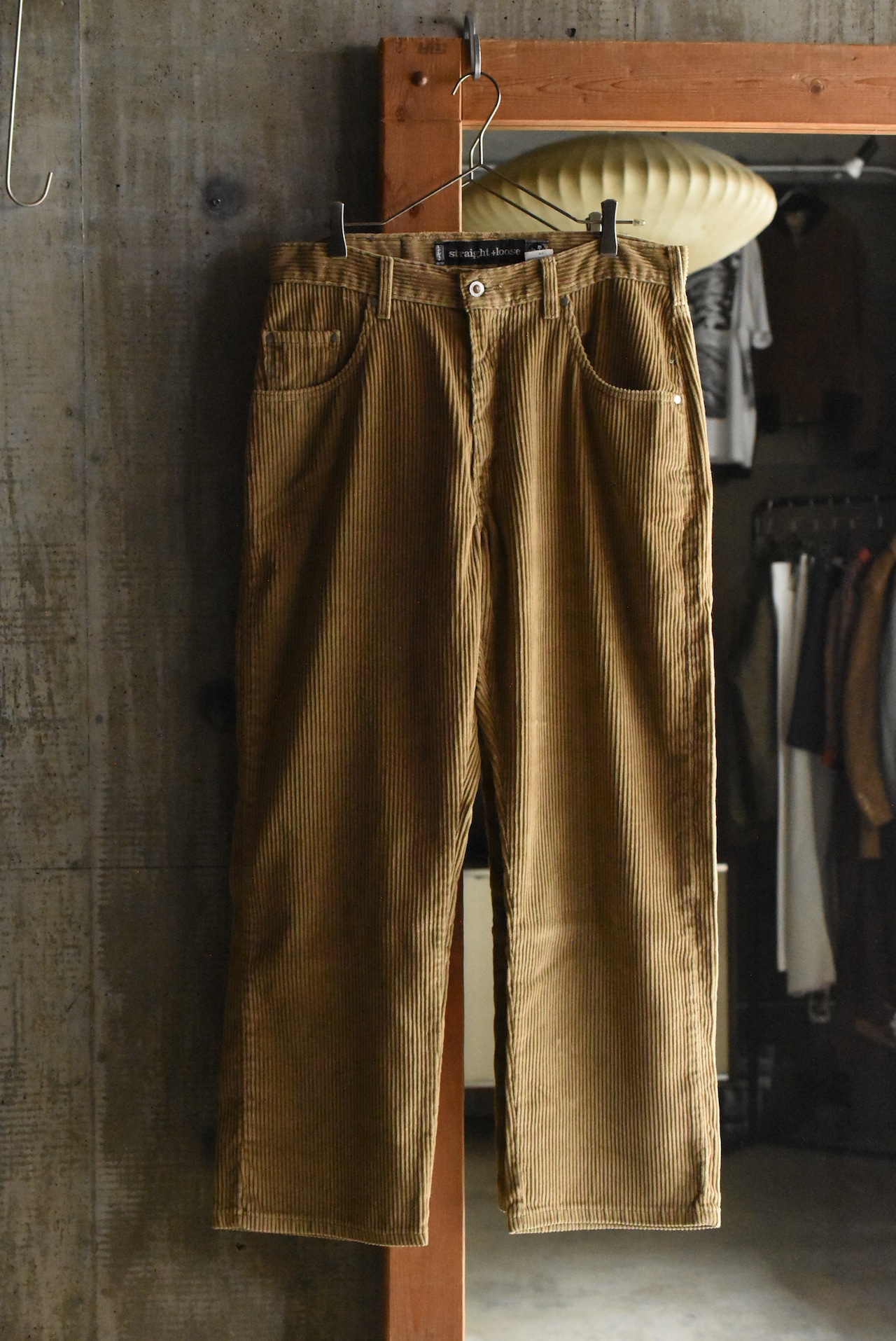 OK/90's "Levi's" silverTab corduroy pants.
