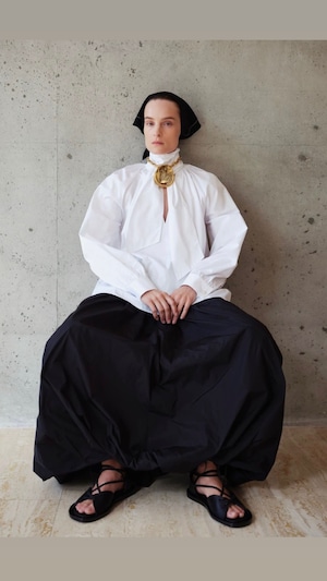 CO -Volume Skirt in Taffeta- : BLACK,