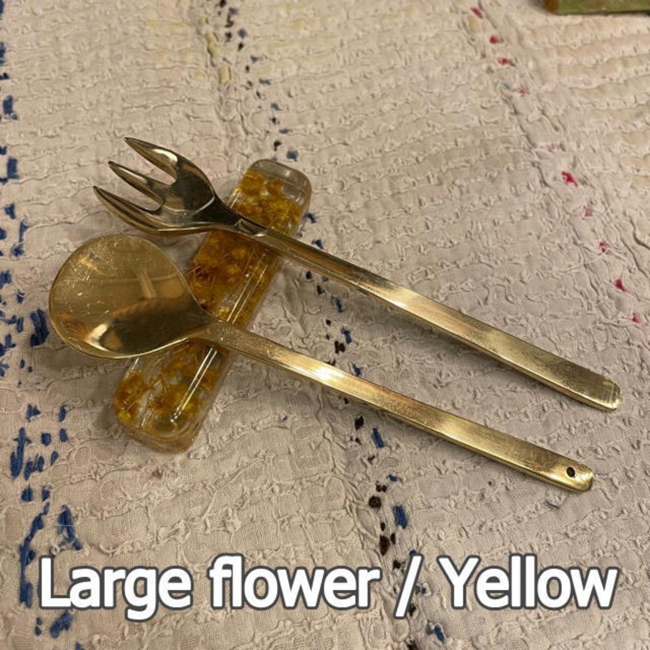 Candy-like cutlery rest large small flower 4type Orange Yellow Green Pink / キャンディーライクカトラリーレスト ラージフラワー スモールフラワー 全4種 箸置き カトラリーレスト 透明感 かわいい クリアカラー オレンジ イエロー グリーン ピンク  花柄 飴玉風 ギフト プレゼント キッチン雑貨