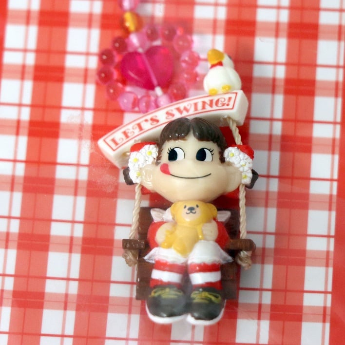 不二家・ペコちゃん・ストラップ「LET'S SWING」・No.180526-07・梱包