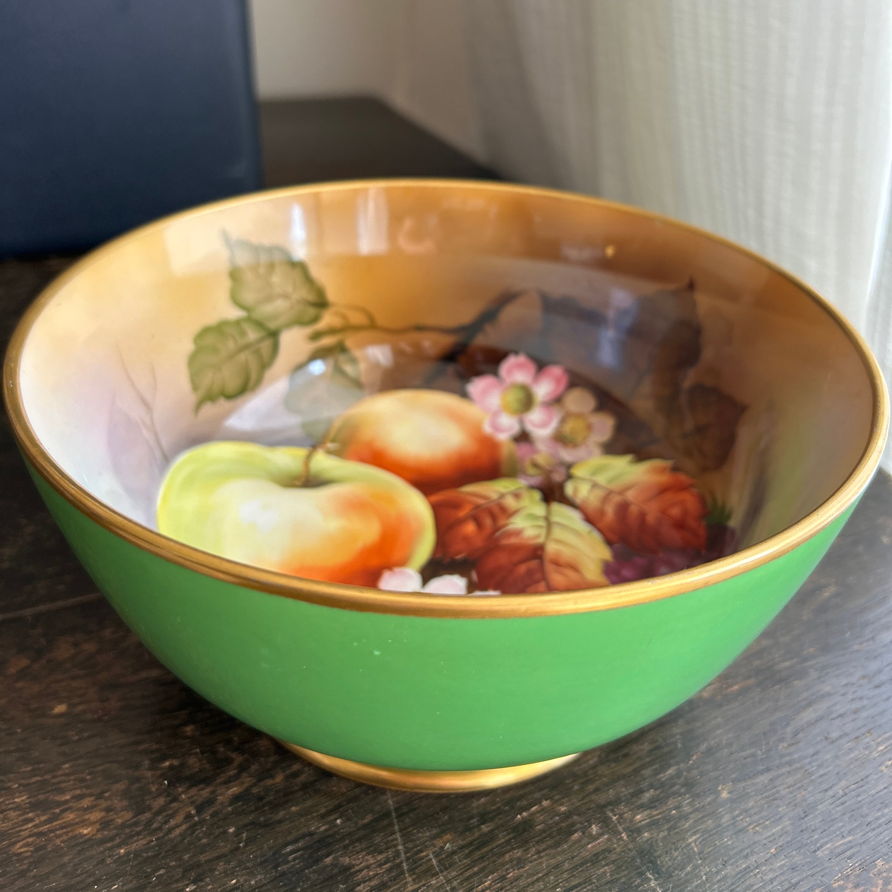 Old Noritake 国内向けの端正なフルーツボウル