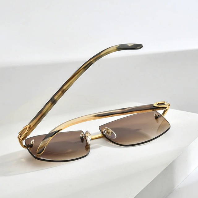 【TR0361】Buffalo Horn Luxury Square Sunglasses