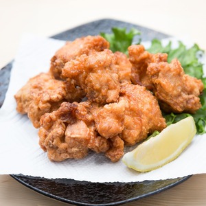 【努力特価】しゃぶまる 鶏の唐揚げ メガ盛り (レンジでOK 揚げたら尚美味しい) 唐揚げ 1kg