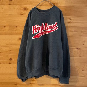 【Dubwear Clothing】ベースボールロゴ風  highland バックプリント スウェット トレーナー US古着