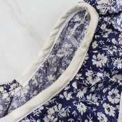 【ハワイ製 フラダンス衣装】ネイビー T&L MUUMUU FACTORY ワンピース ドレス 花柄 白 紺 華やか 七分袖 ハワイアン かわいい