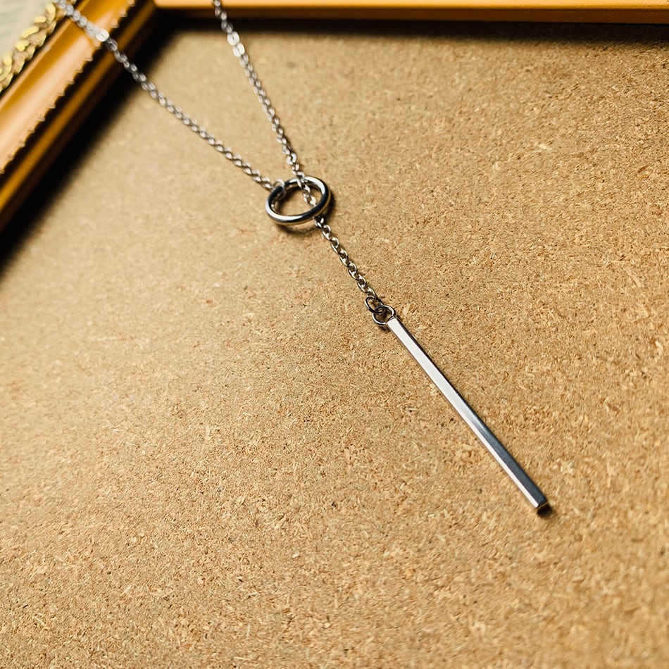 MISTY ラリエット　ネックレス　シルバー リーフラリエット