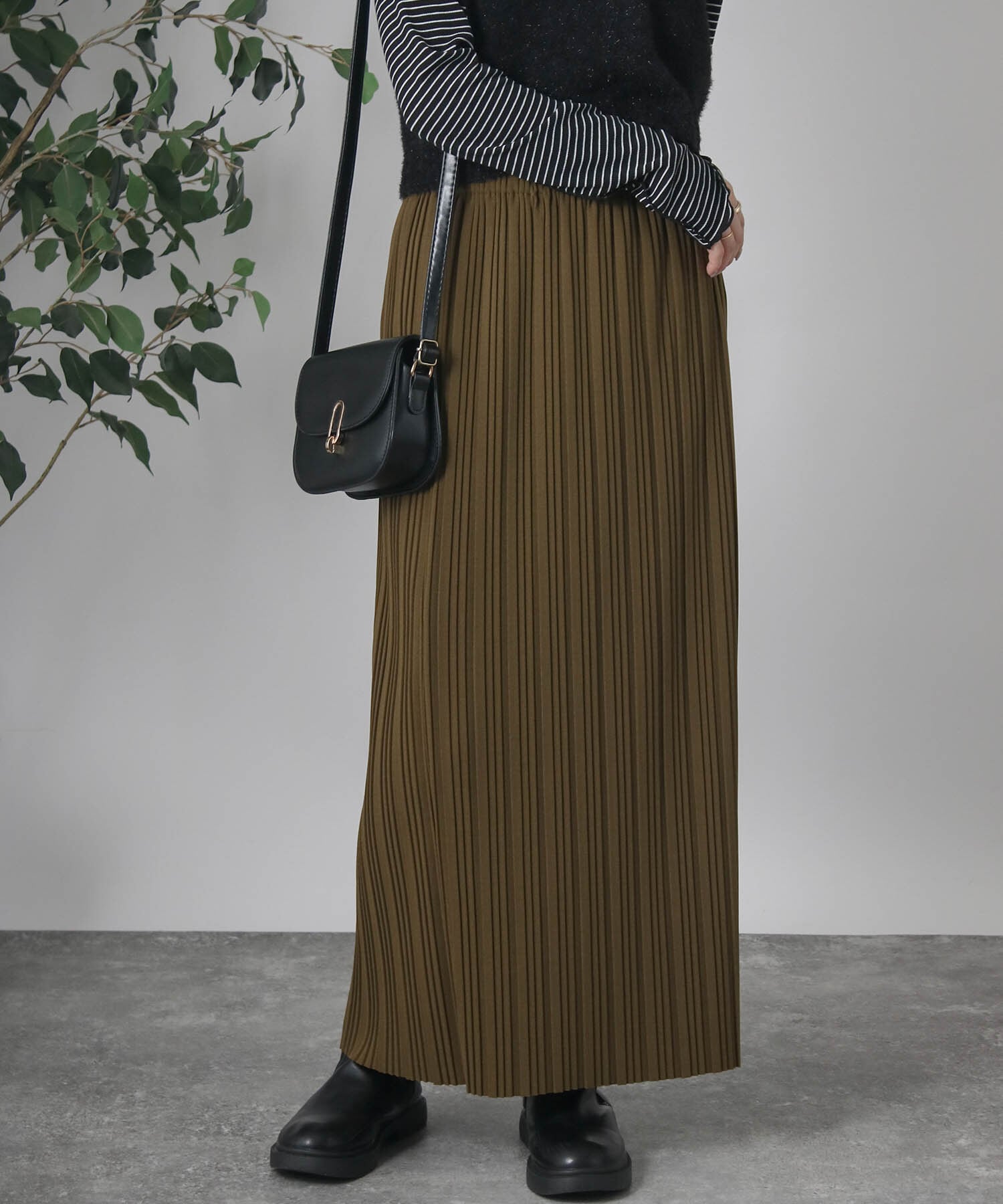 プリーツスカート