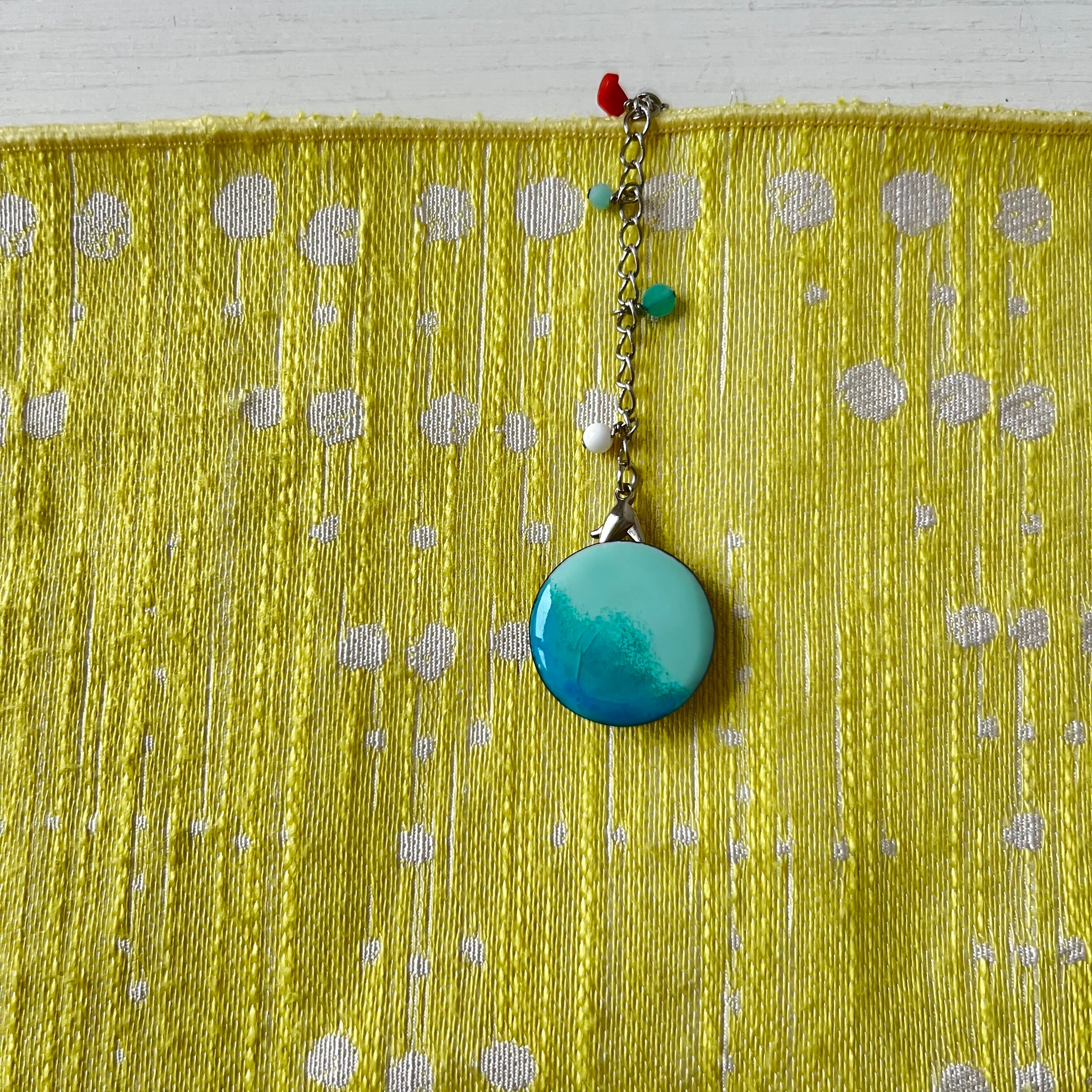 大人気！【便利アイテム】かんざし、根付け棒 天然石付！赤サンゴと