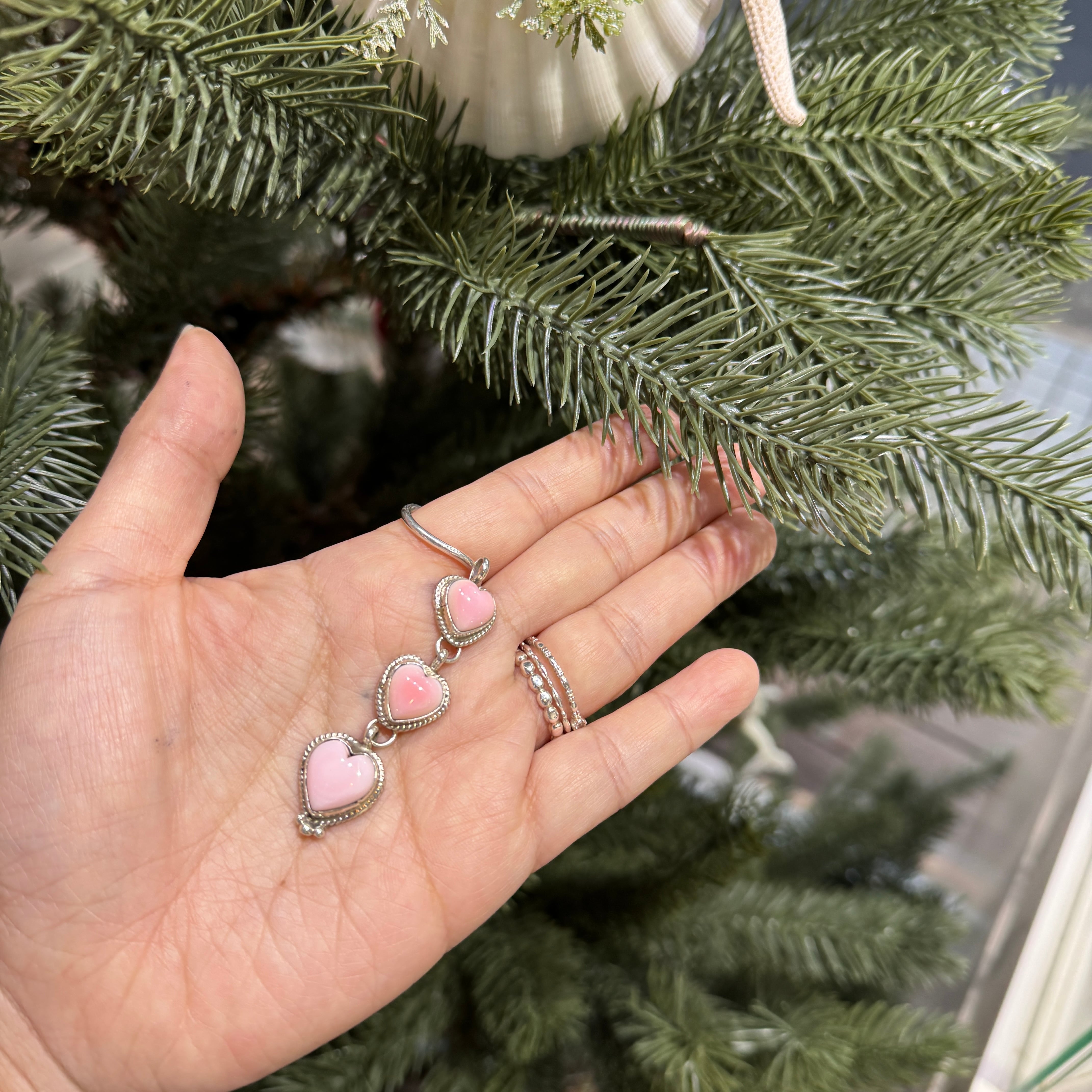 Indian Jewelry》 3連 ラージサイズ ハート コンクシェル ペンダント