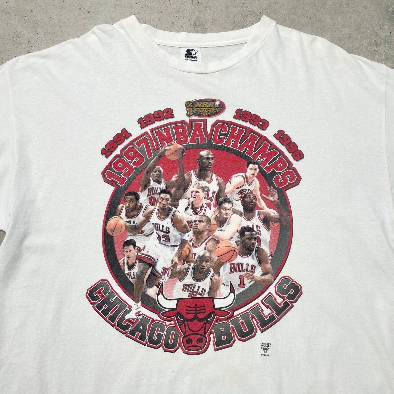 90年代 USA製 1997 NBA CHAMPS シカゴブルズ チームロゴプリントT 
