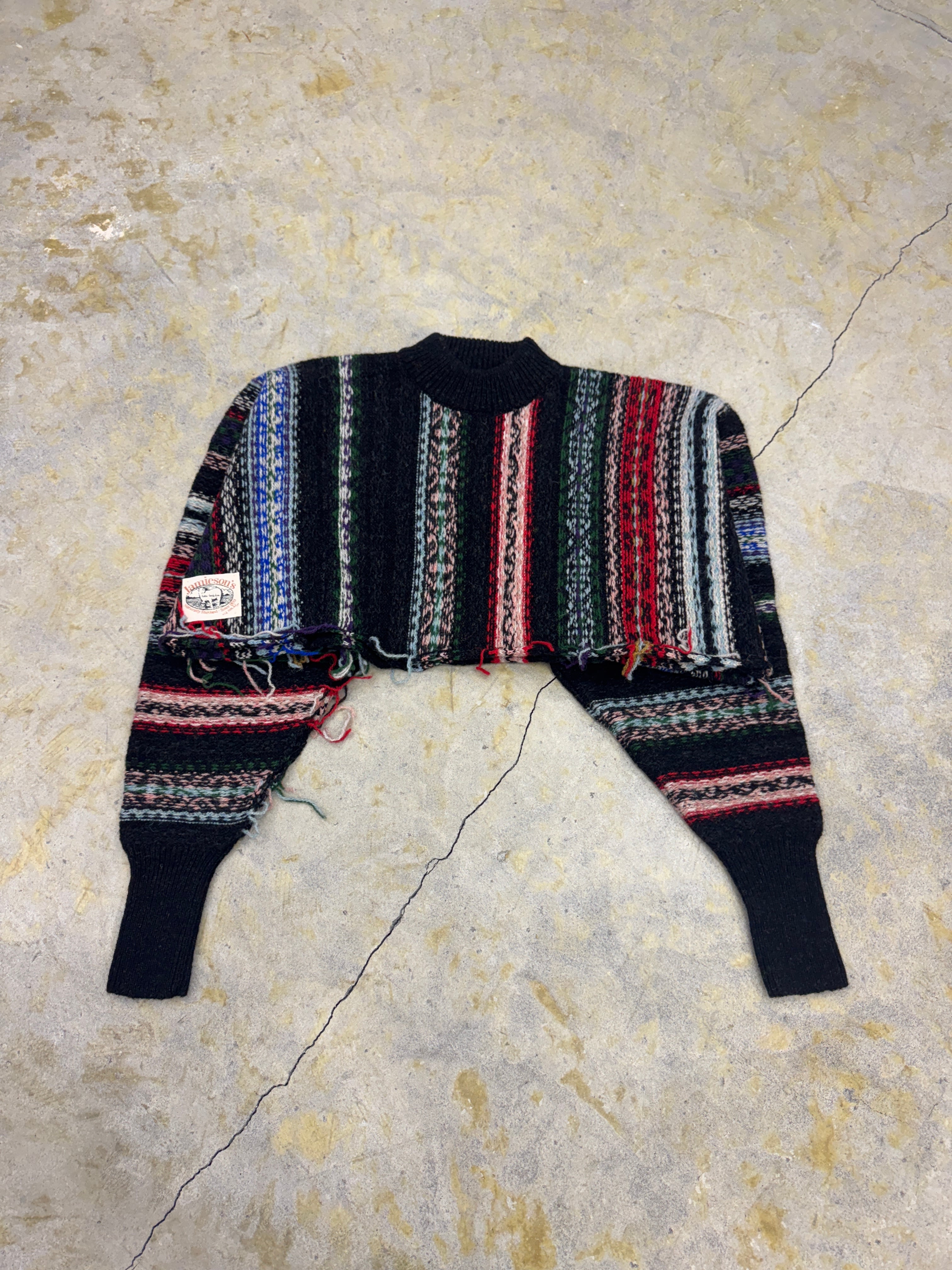 Kota Gushiken | Melted Smile with Frizbee | Black | HOWDAY