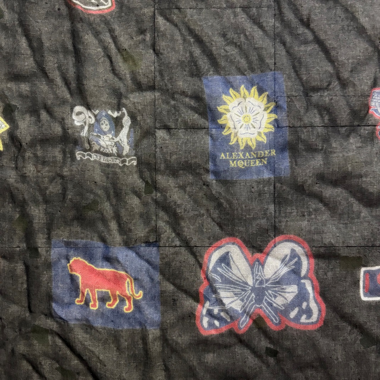 2017’s ALEXANDER McQUEEN large scarf