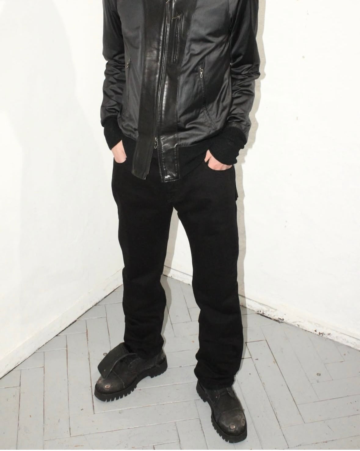 00s Alexander Maqueen Cargo Pockets Black Denim Pants