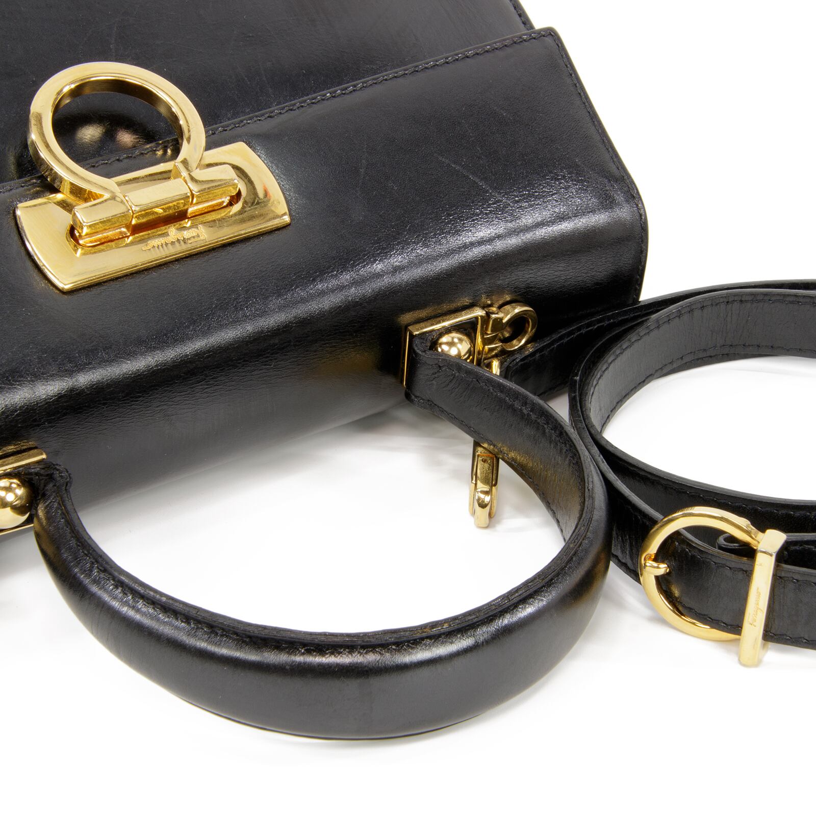 本物・送料無料・レア】Ferragamo・フェラガモ・2WAYショルダー 本物・送料無料・レア】Ferragamo・フェラガモ・2WAYショルダー