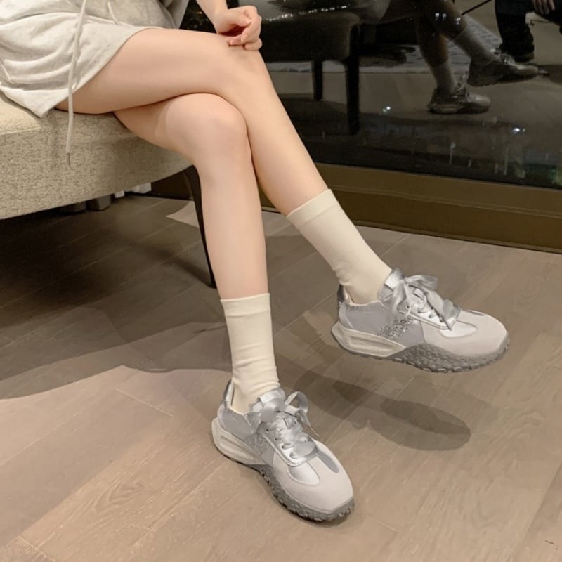 20.5cm〜 サテンダットスニーカー | kanaji（カンアジ） 低身長