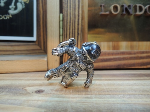 クレイジーピッグ　CrazyPig 761 LOST IN SPACE PENDANT