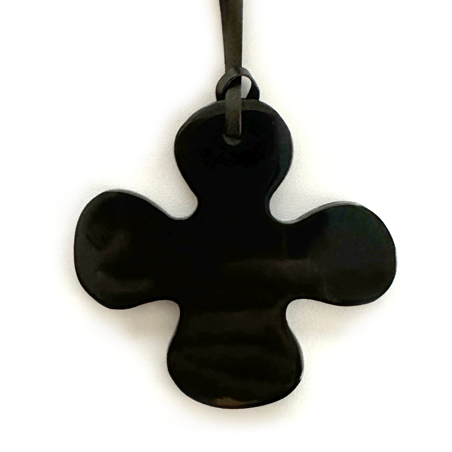 N-211b BH花ネックレス黒 | Bijoux Kei