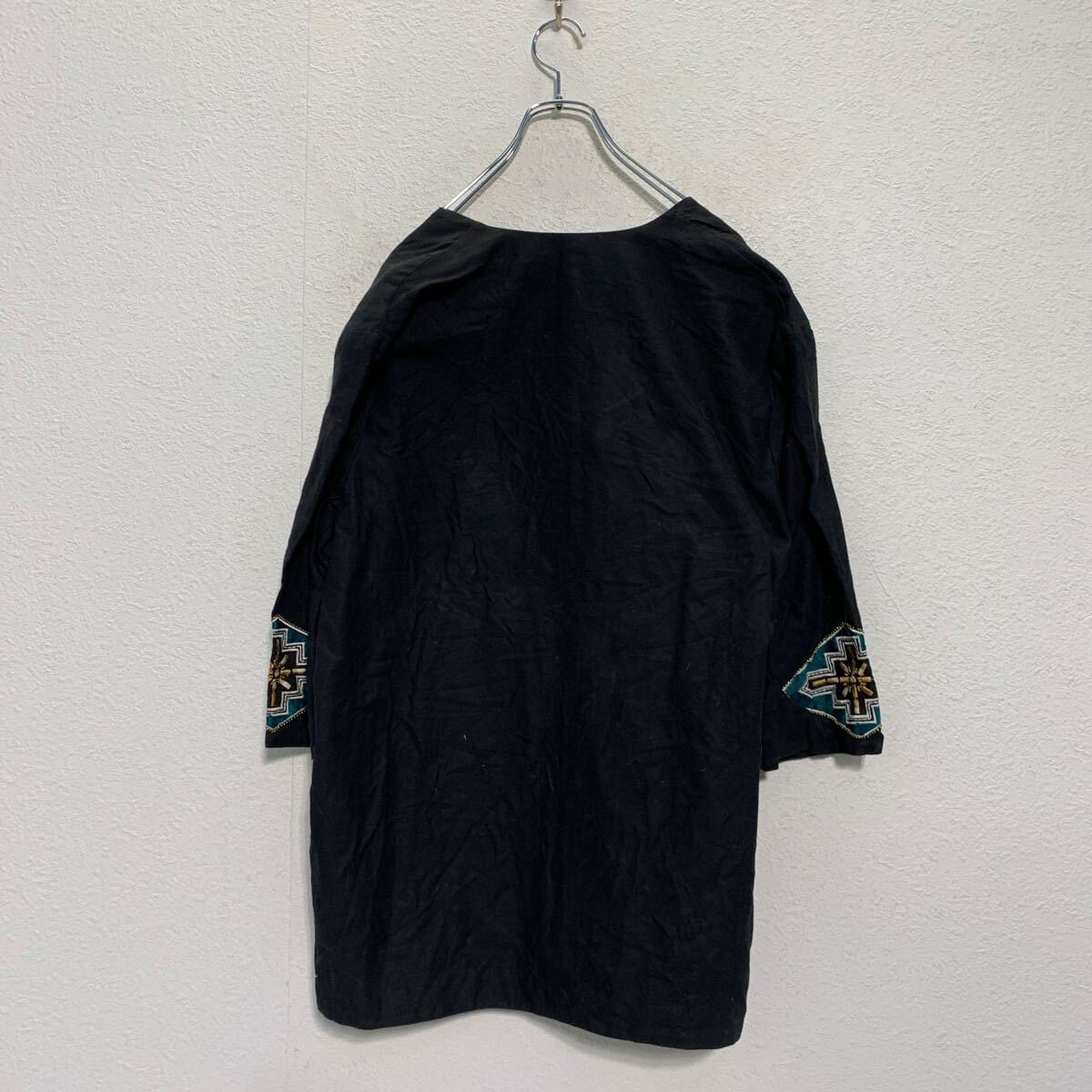 ジャケット　♡新品♡ Ｈ＆Ｍ　エイチアンドエム　Sサイズ H&M 七分袖 ビジュー刺繍 ジャケット M〜 レディース ブラック