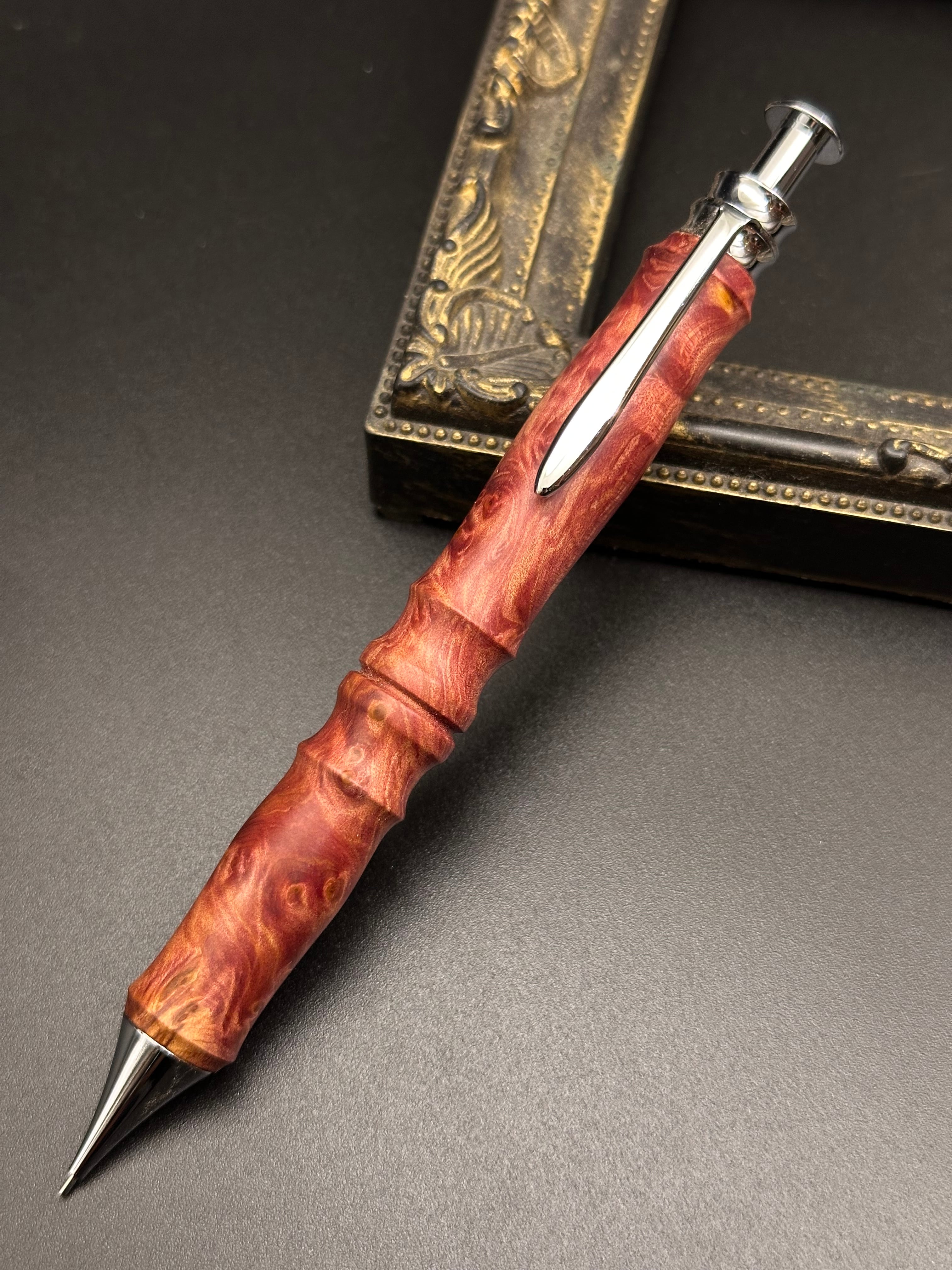 サイアミースローズウッド(極上マイクロカーリー)/木軸シャープペン 低