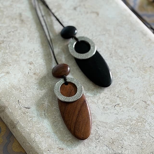 N-266eb TIN woodわのペンダント黒 | Bijoux Kei
