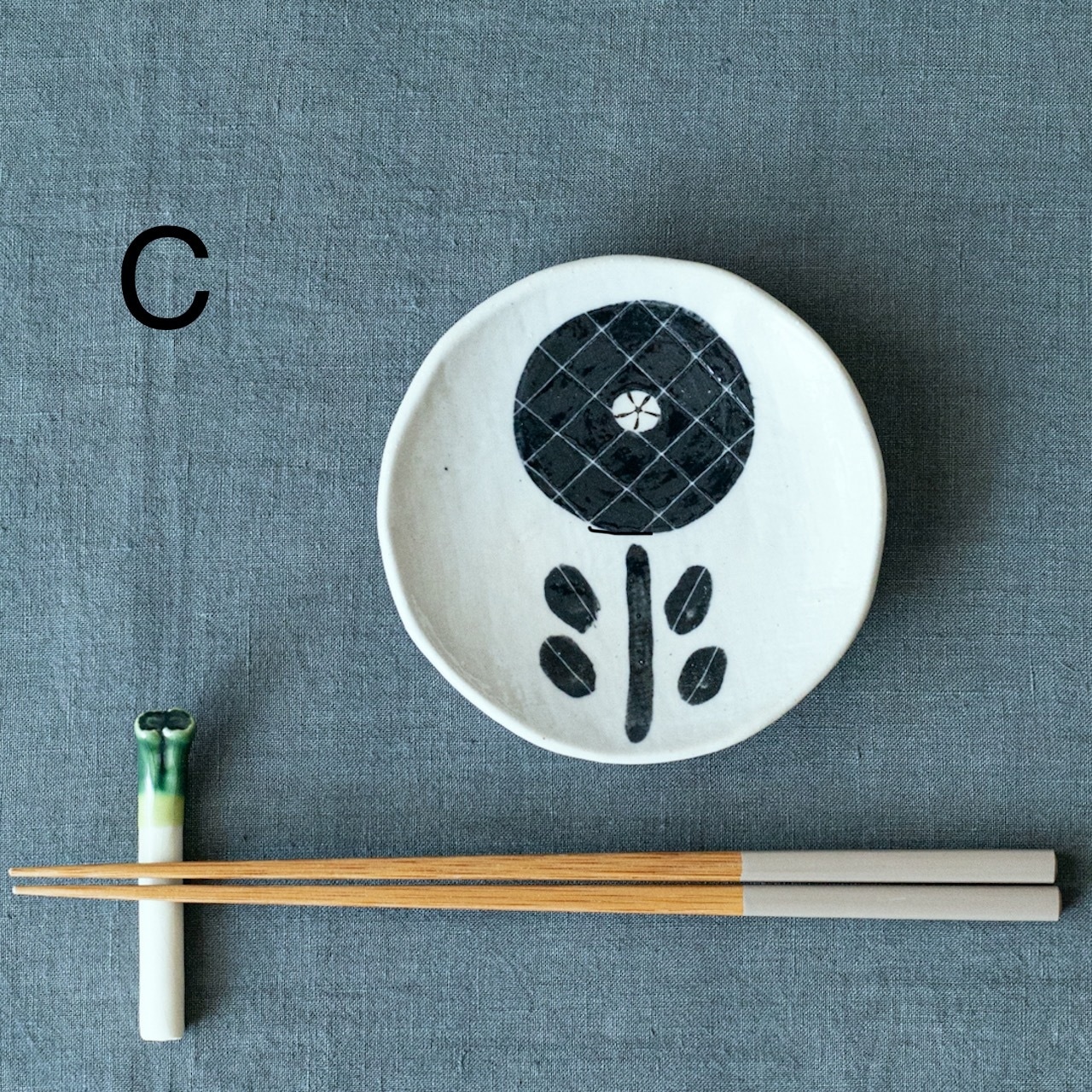 Monotone Small Plate