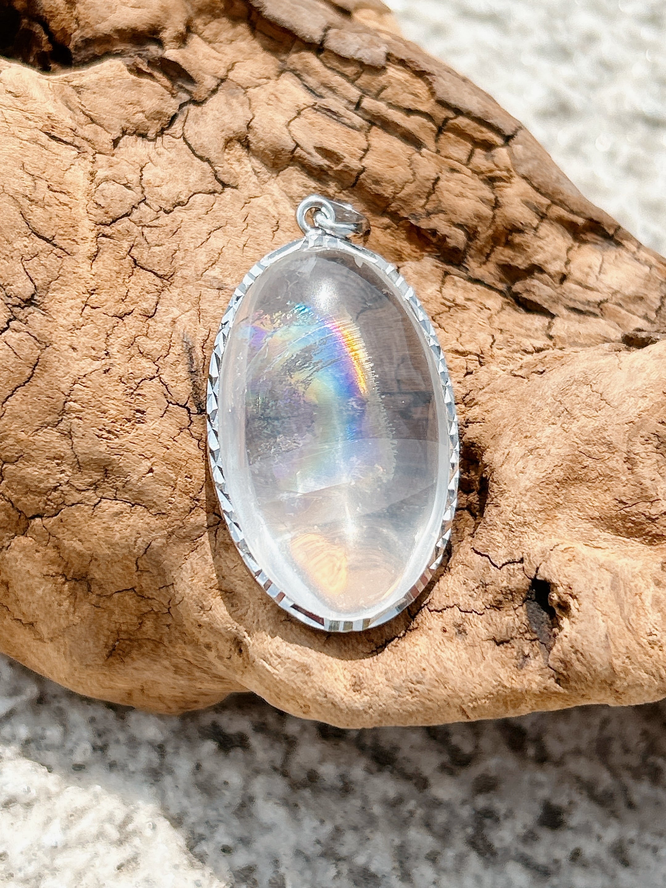 ピンクアイリス ヒマラヤ水晶】マニカランの神秘的な輝き 天然石