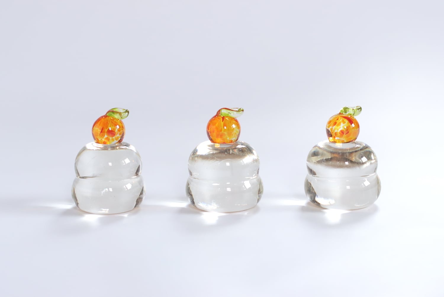 ガラスの鏡餅 片山悟子