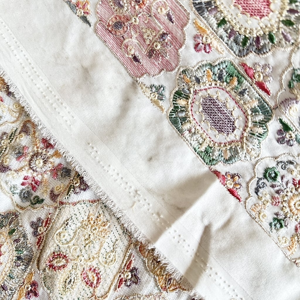 インド刺繍生地 フェアリードリーム ライトグリーン※50cmカット済み