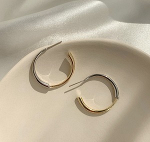 gold×silver circle pierce