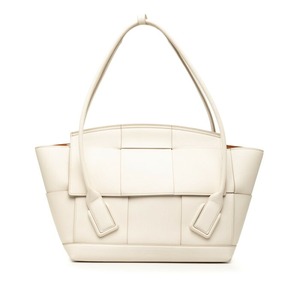 ボッテガヴェネタ マキシイントレチャート ザ アルコ トートバッグ ショルダーバッグ ホワイト レザー レディース BOTTEGAVENETA 【中古】