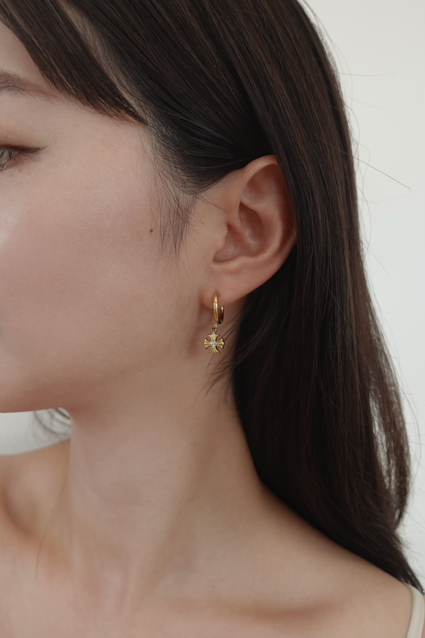 cross stone hoop pierce | 金属アレルギー対応のアクセサリー crea