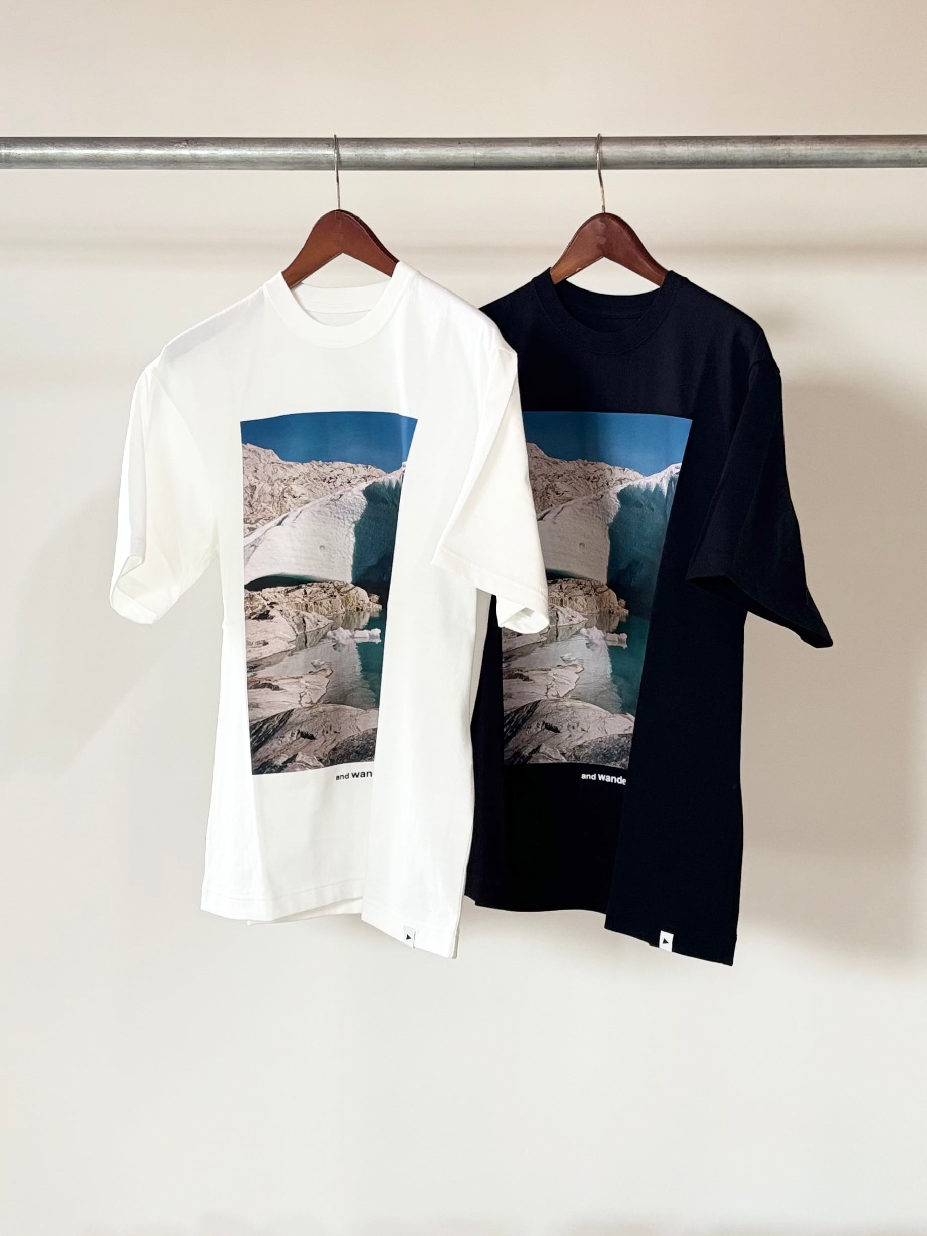 and wander アンドワンダー 【glacier printed SS T】 | LARGE LAB TOWN