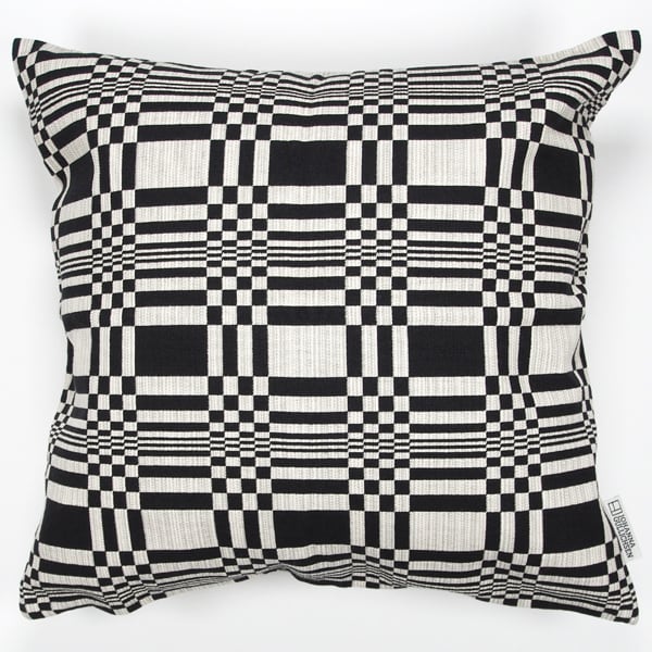 JOHANNA GULLICHSEN（ヨハンナ グリクセン） Zipped Cushion Cover