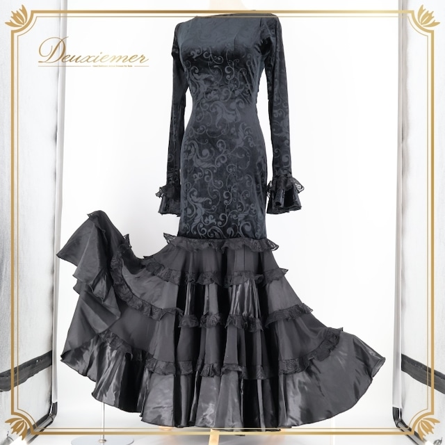 フラメンコ 衣装 ワンピース ドレス ベロア ベルベット 黒 高級感 長袖 フリル レース ダンス パーティ 発表会 上品 踊り スペイン ブラック系 スカート 光沢 エレガント 美しい ステージ衣装 おしゃれ ホール衣装 舞台衣装 派手 重ね着 華やか フラメンコ 衣装 ワンピース ドレス ベロア ベルベット 黒 高級感 長袖 フリル レース ダンス パーティ 発表会 上品 踊り スペイン ブラック系 スカート 光沢 エレガント 美しい ステージ衣装 おしゃれ ホール衣装 舞台衣装 派手 重ね着 華やか