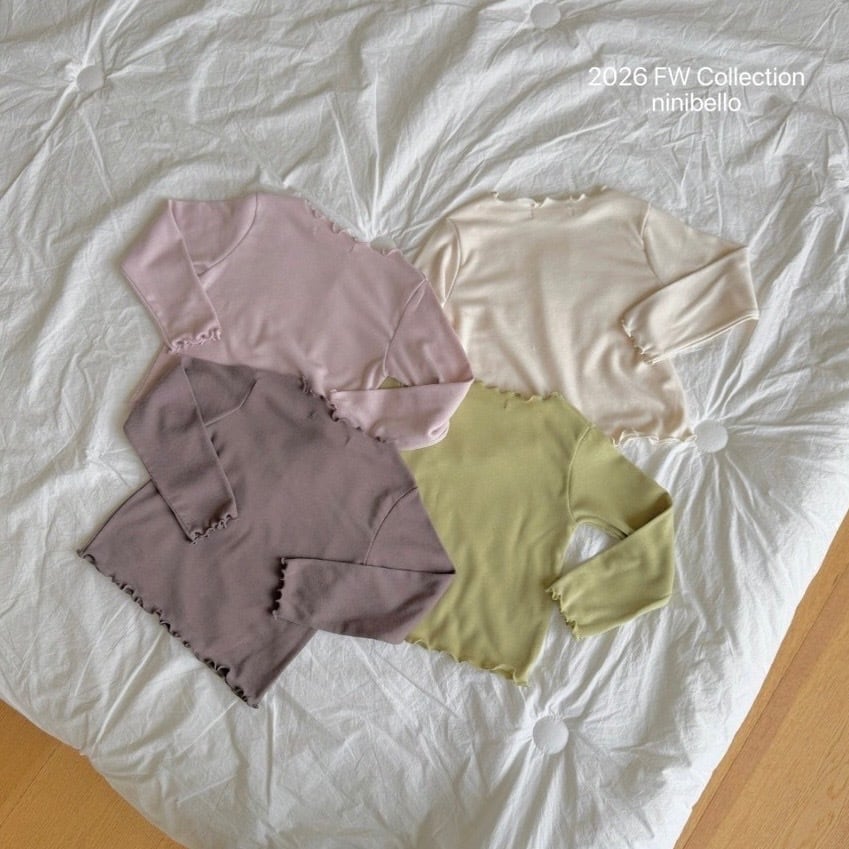 送料無料【予約】/ ソフトひらひらハーフネックTシャツ / ninibello