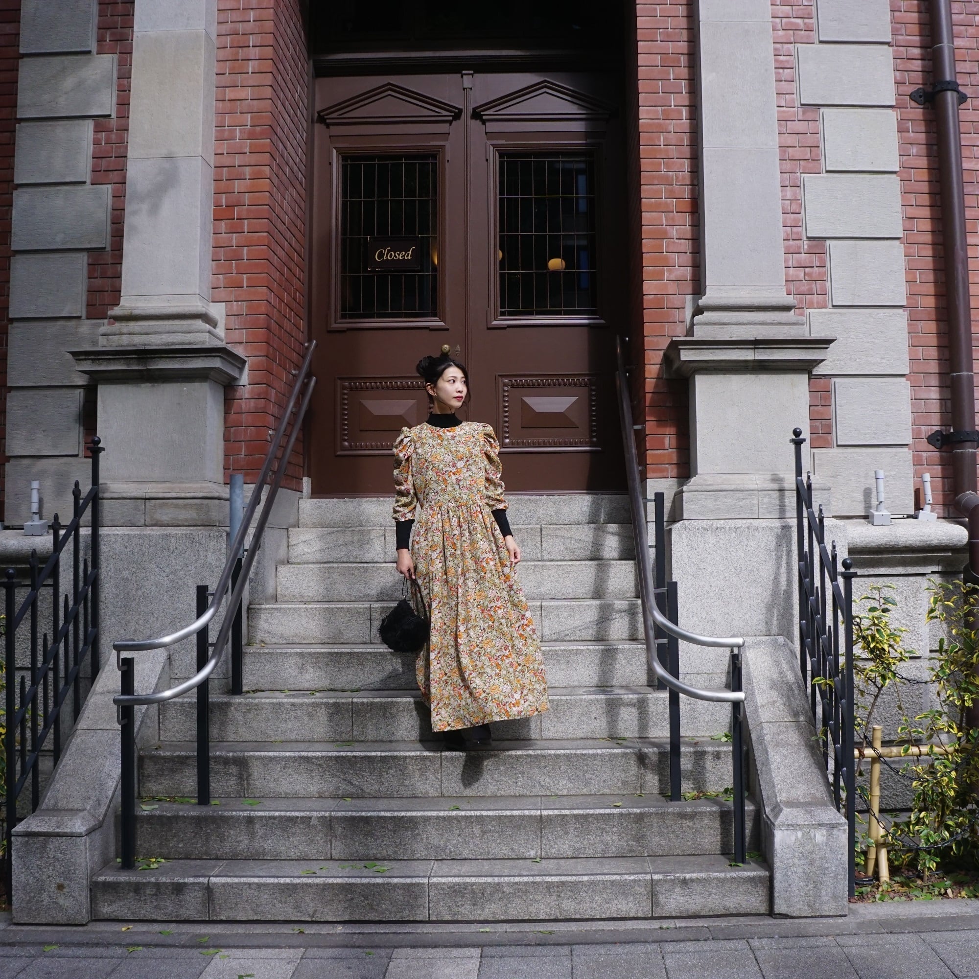 LIBERTY gathered sleeve dress リバティ×くしゅくしゅ袖ワンピース