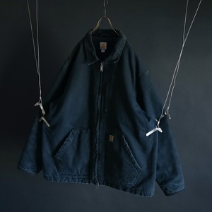 " carhartt " over silhouette dark-blue-green color "Sherpa Lined Sandstone Ridge Coat"