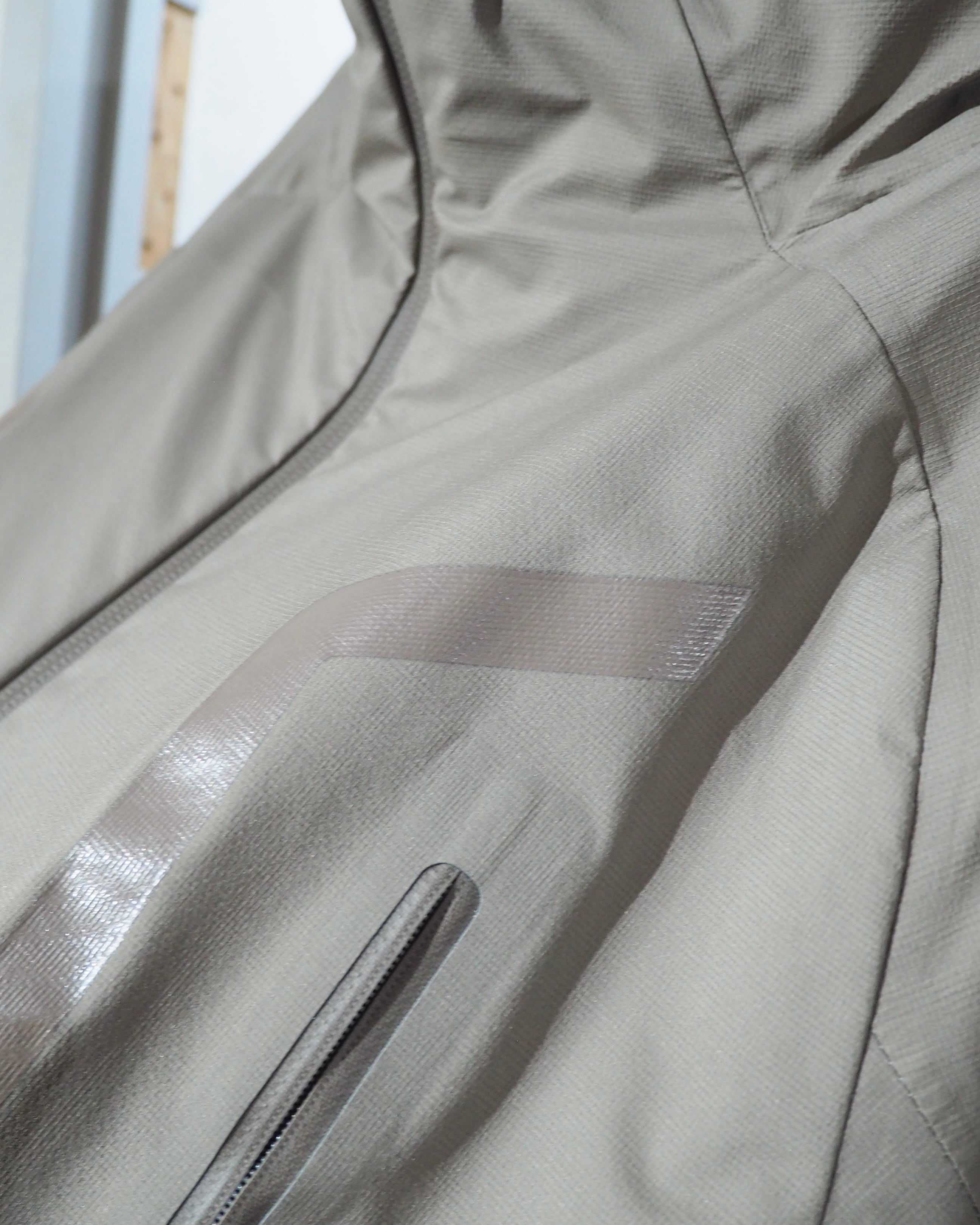 ” DESCENTE ALLTERRAIN ” ALL WEATHER COAT