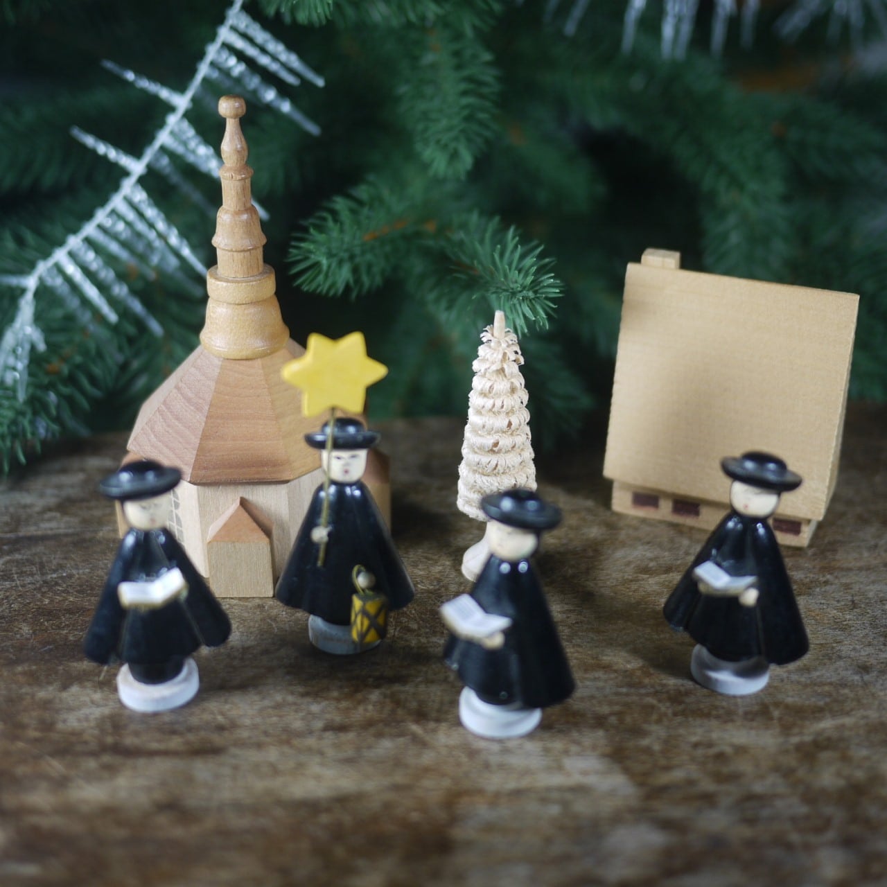 kurrende 聖歌隊 エルツ 木製オーナメント