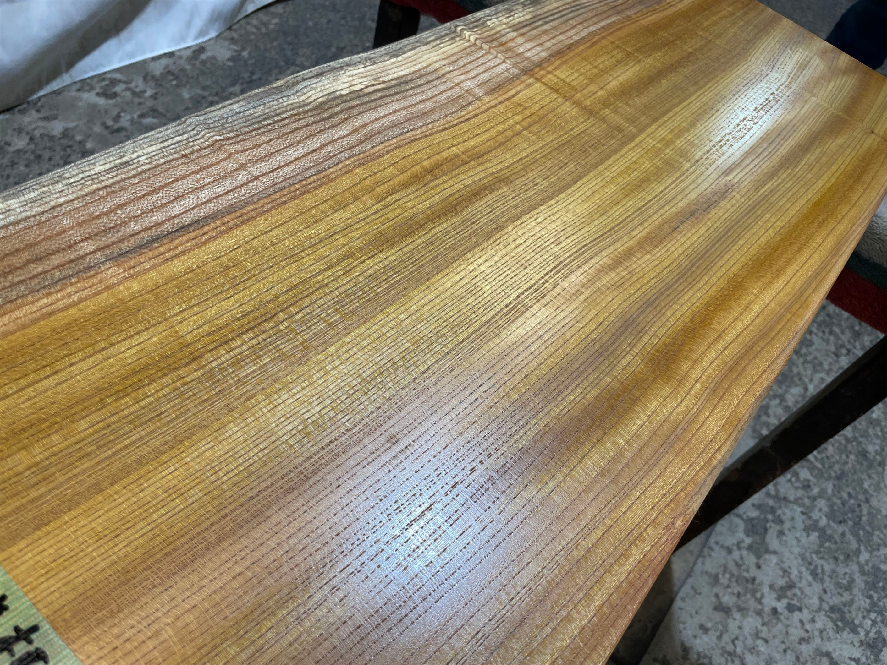 ケヤキ柾9147 欅 一枚板無垢 乾燥材 850x340x55mm カウンター 棚
