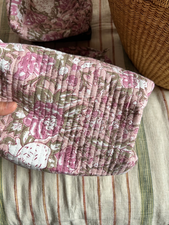 13.Pink マトリョーシカポーチ　インド直輸入ブロックプリント生地