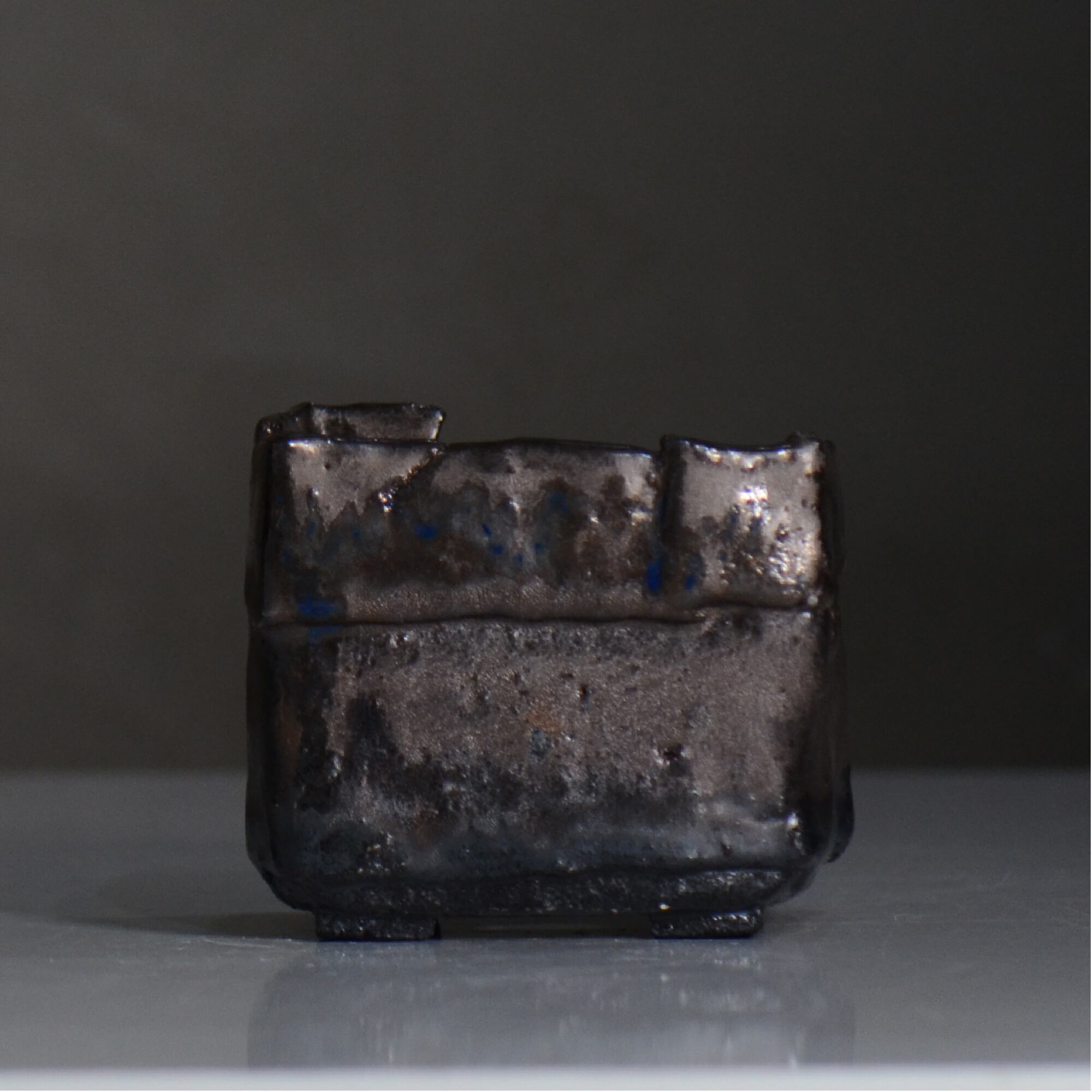 川合 牧人 / cube ブロンズ / mk2_cb07_s / 約φ10cm / 植木鉢