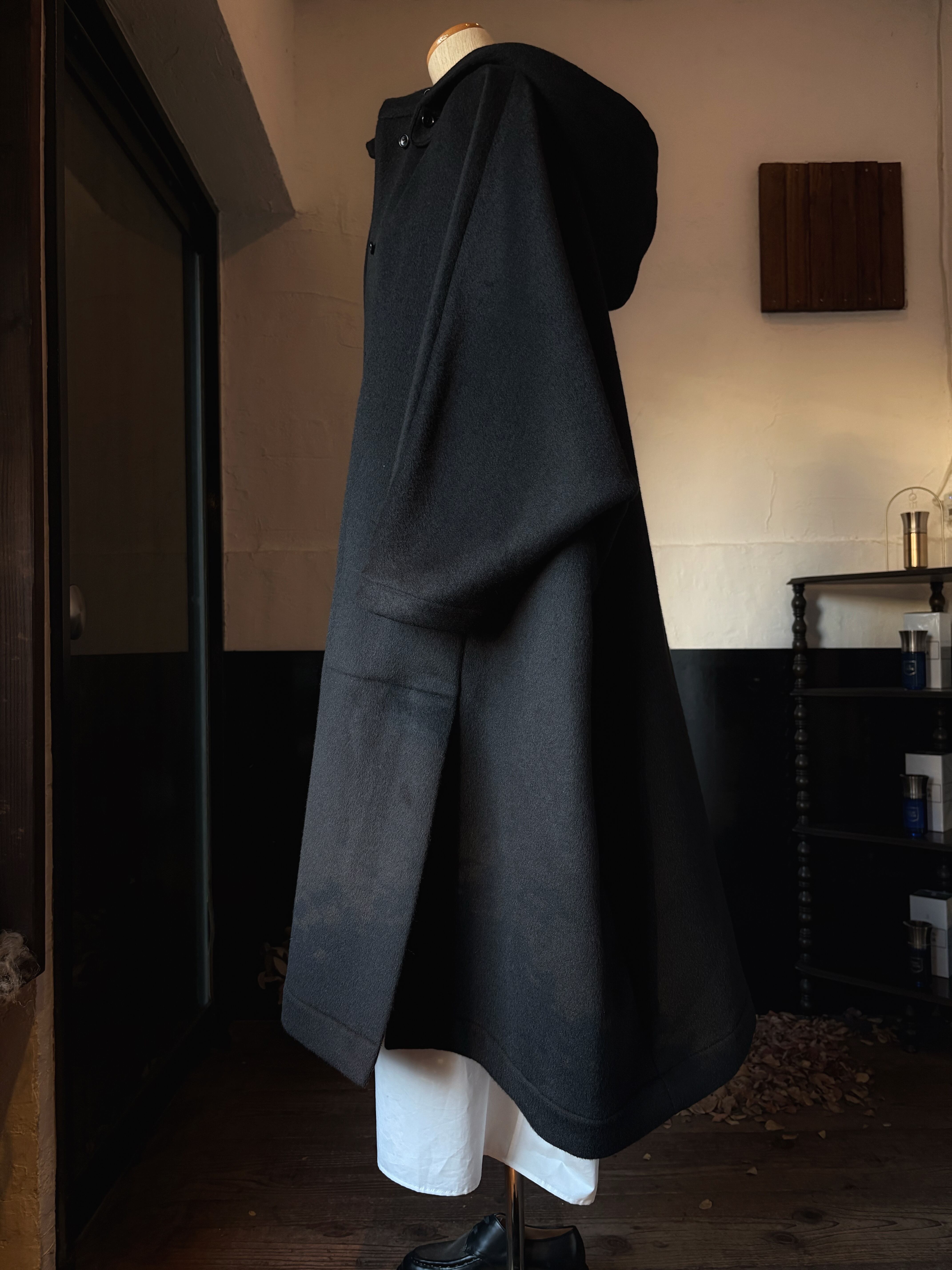 TENNE HANDCRAFTED MODERN long hood cape coat | TALE COCOON