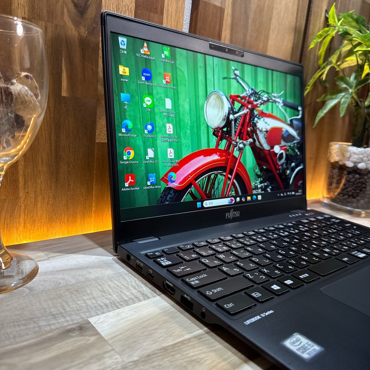 \ 公式ショップ限定価格❣️/超軽量《LTEモデル》LIFEBOOK U9310/E 第10世代 メモリ8GB SSD256GB フルHD ノートパソコン 安心サポート&3ヶ月保証付き