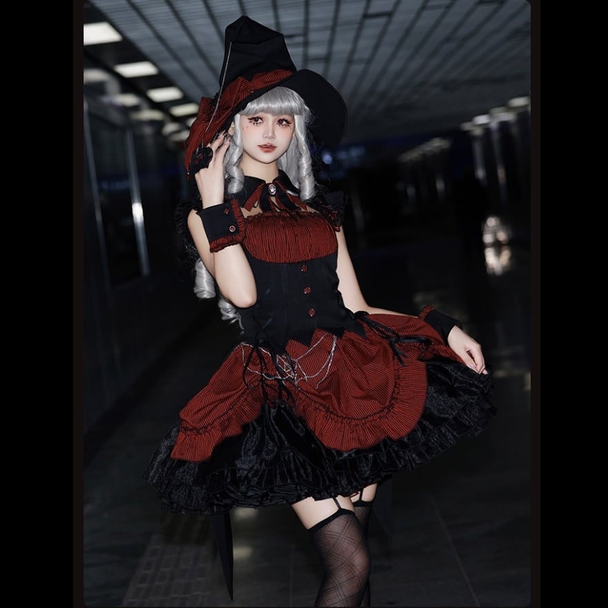 大人ゴシックな魔女 ストライプ×コルセットのゴシックワンピース